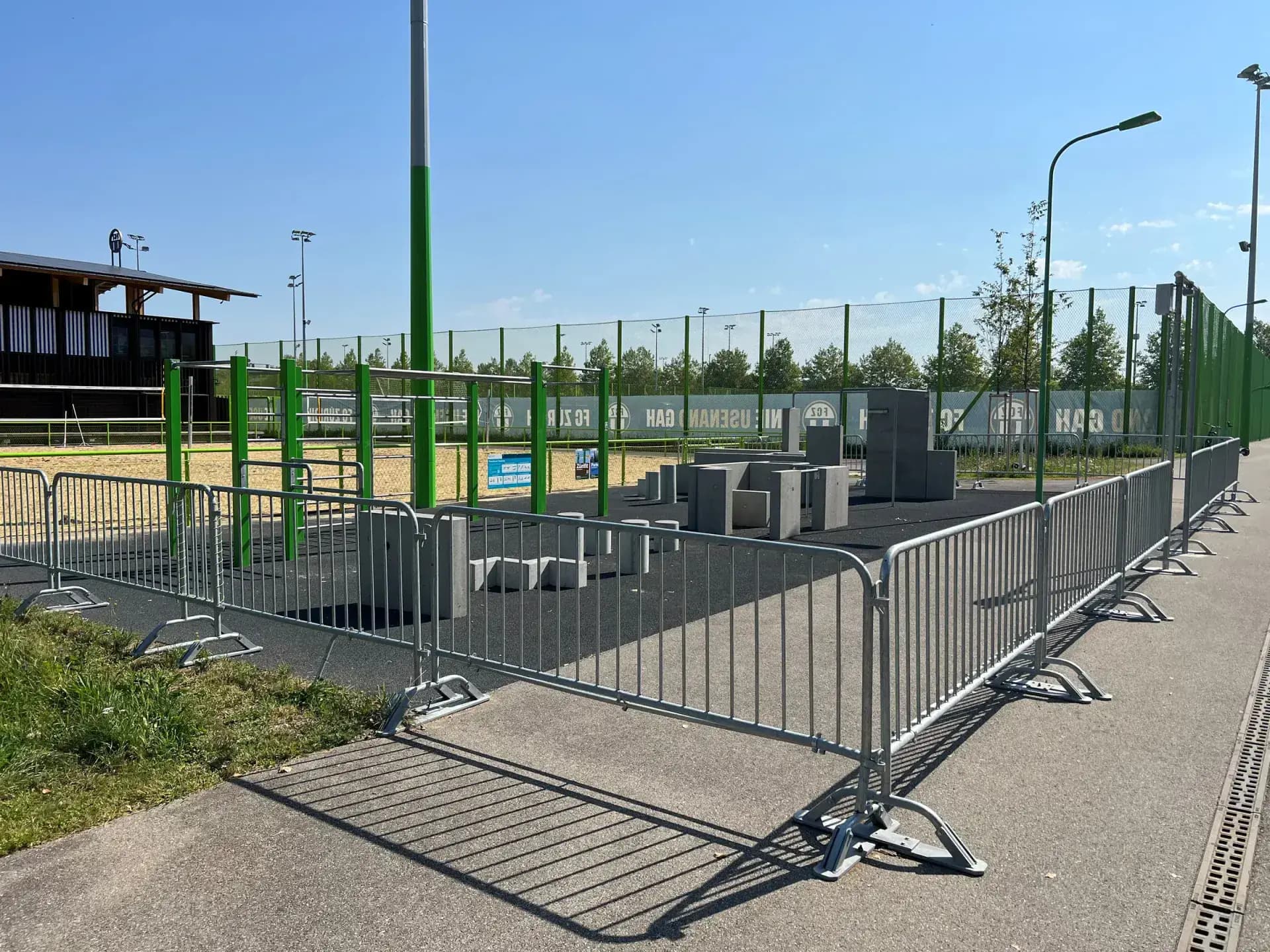 Sportanlage Heerenschürli, Zürich, Referenzprojekt der Walter Zäune AG (4)