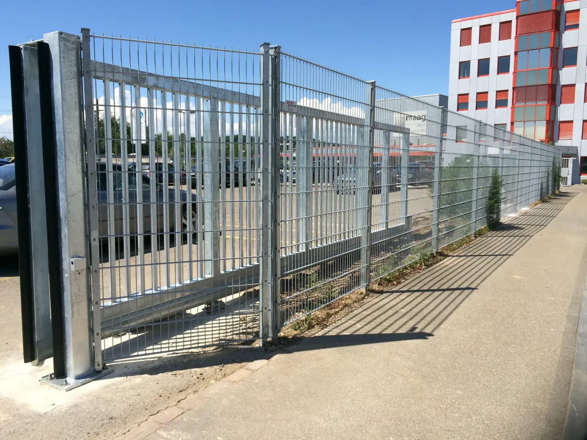 Schiebetore von der Walter Zäune AG (8)