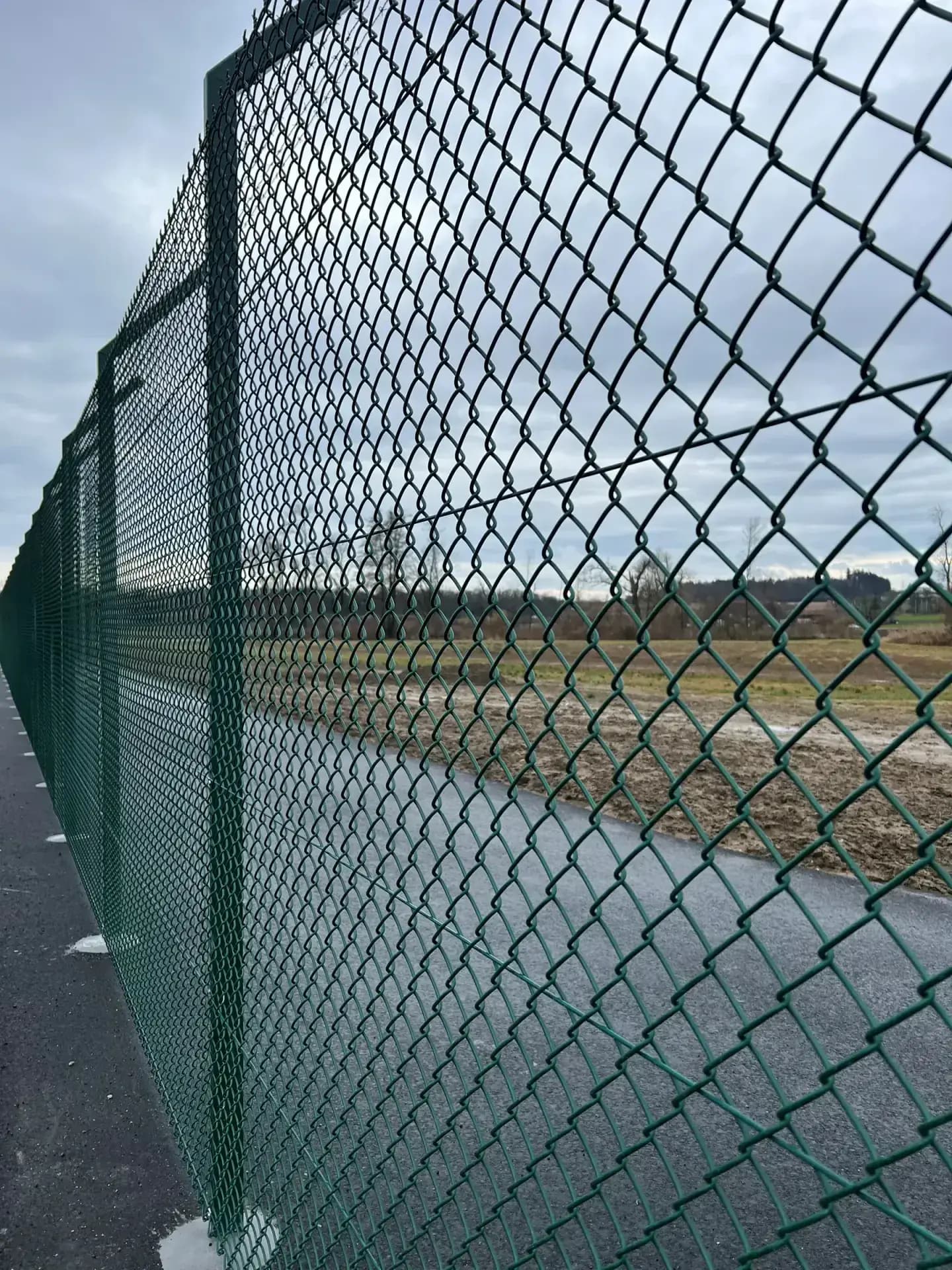 Zone West, Flughafen Zürich, Referenzprojekt der Walter Zäune AG (5)
