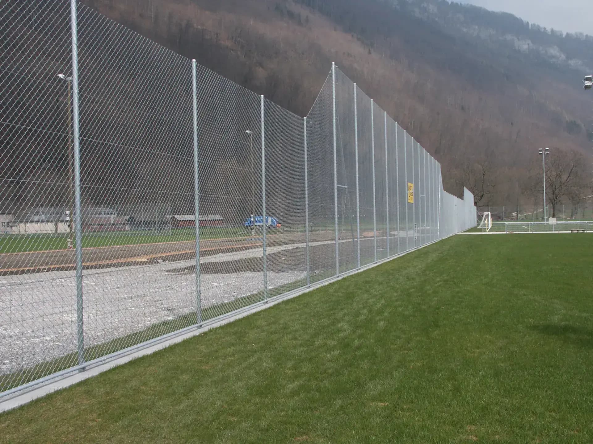 Ballfang Diagonalgeflecht von der Walter Zäune AG (4)